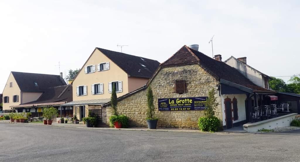 Hotel La Grotte Sagy  Eksteriør billede